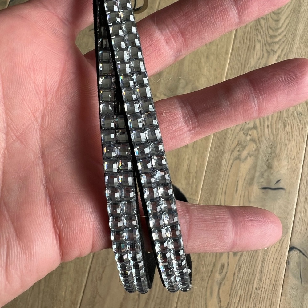 Bling-y rhinestone lanyard. Perfect length for women.